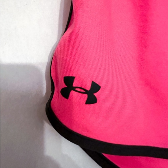 Under Armour Youth Loose HeatGear Pink Athletic Shorts Size XL (18-20) - Picture 4 of 11